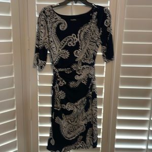 Roz&Ali navy blue and white faux wrap dress, size Medium, excellent condition